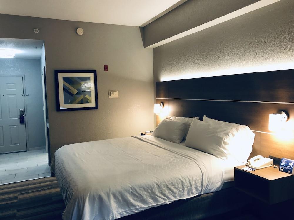 Holiday Inn Express West Palm Beach Metrocentre By Ihg Экстерьер фото