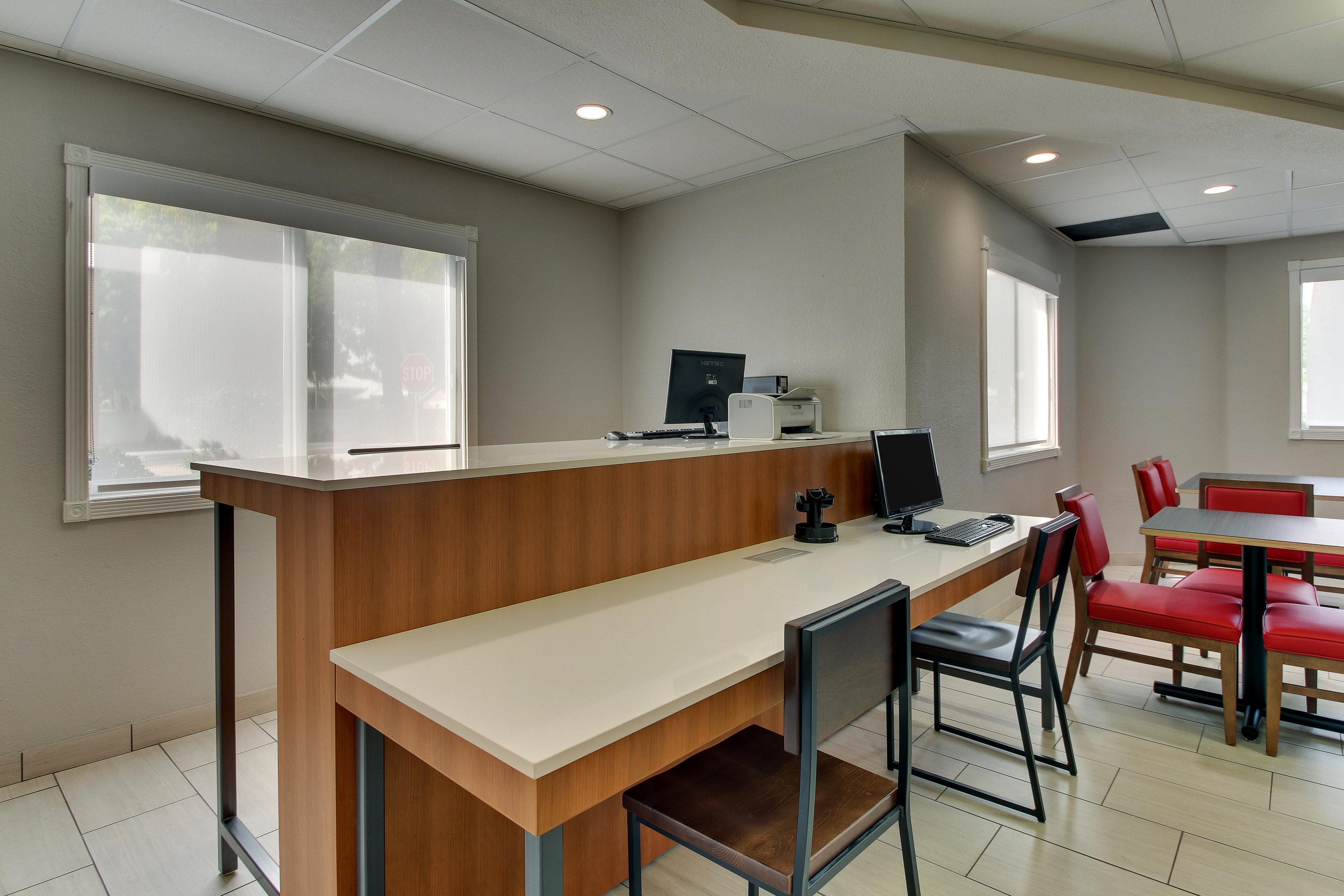 Holiday Inn Express West Palm Beach Metrocentre By Ihg Экстерьер фото