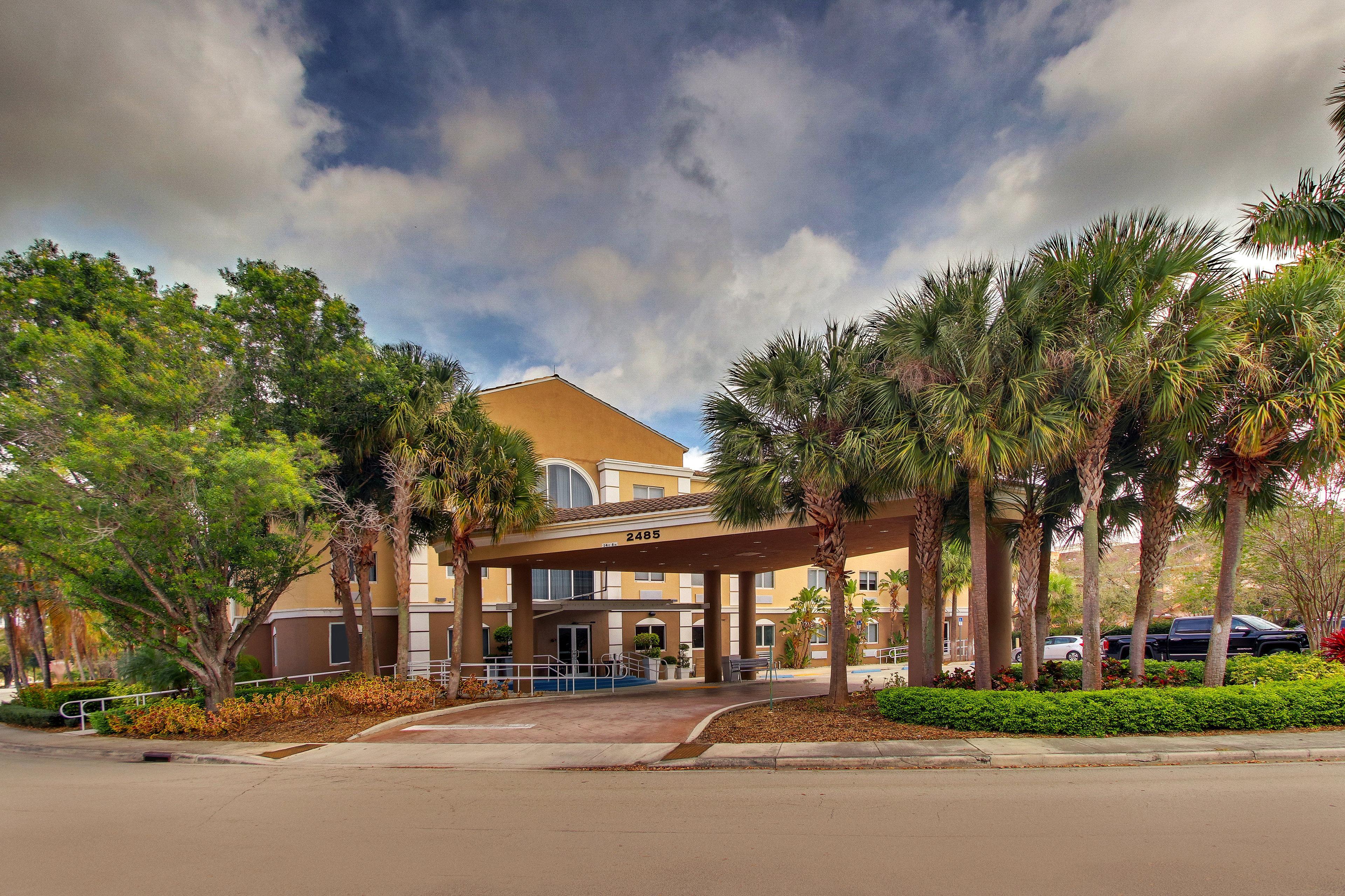 Holiday Inn Express West Palm Beach Metrocentre By Ihg Экстерьер фото